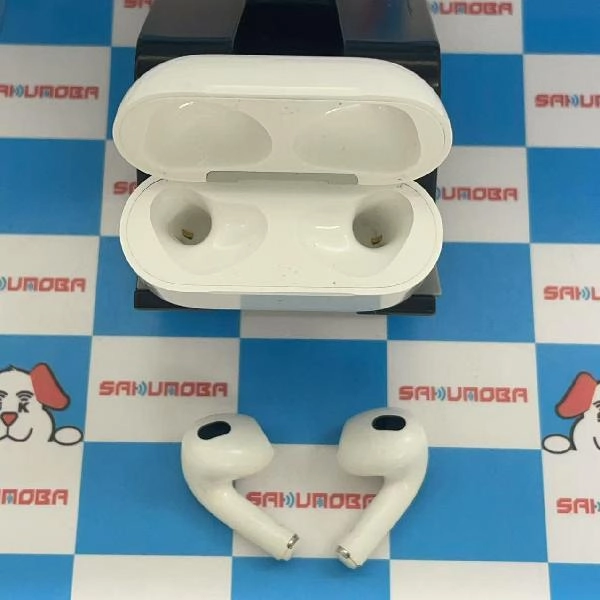 Apple AirPods 第3世代 MagSafe充電ケース付き  MME73J/A A2566 ホワイト