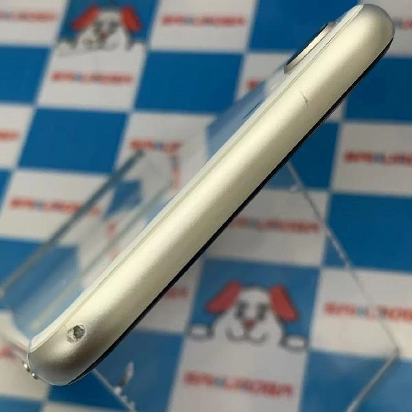 iPhoneSE 第3世代 Apple版SIMフリー 128GB MMYG3J/A A2782