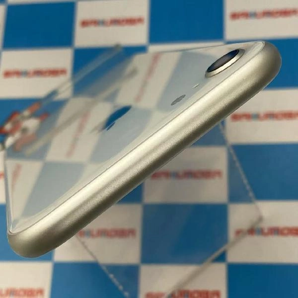 iPhone8 docomo版SIMフリー 64GB NQ792J/A A1906 美品 シルバー