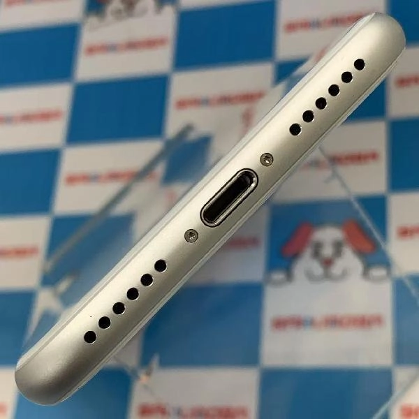 iPhone8 docomo版SIMフリー 64GB NQ792J/A A906 美品 シルバー