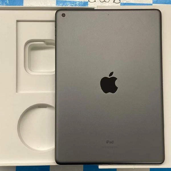 iPad 第7世代 Wi-Fiモデル 32GB MW742J/A A2197 訳あり品