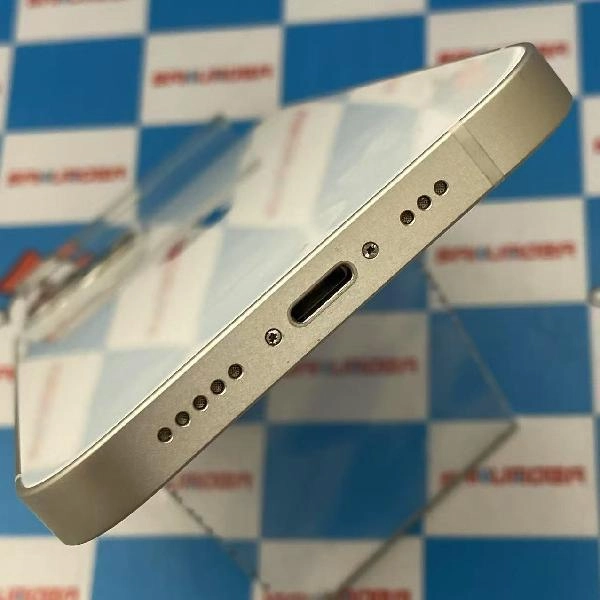 iPhone13 docomo版SIMフリー 128GB MLND3J/A A2631 極美品