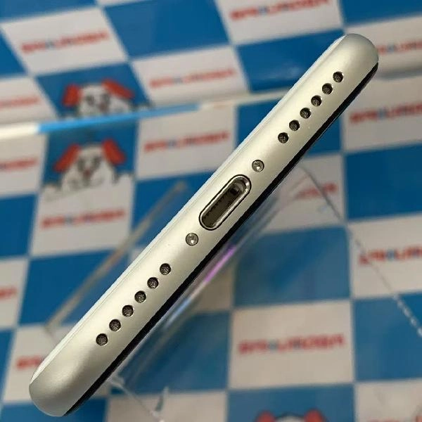 iPhoneSE 第2世代 SoftBank版SIMフリー 64GB MHGQ3J/A A2296 美品 ホワイト