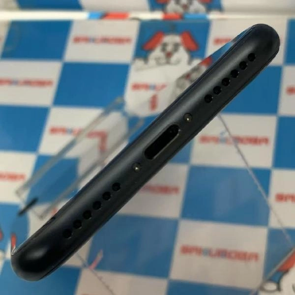 iPhoneSE 第3世代 Apple版SIMフリー 128GB MMYF3J/A A2782 新品同様