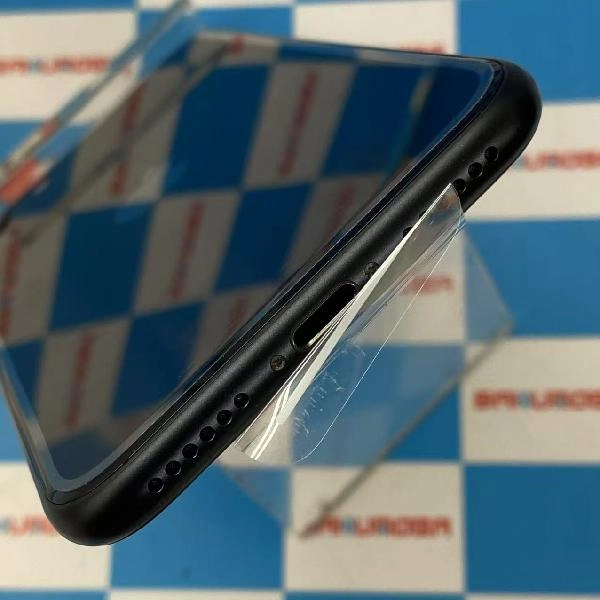 iPhoneSE 第3世代 au版SIMフリー 256GB MMYJ3J/A A2782 開封未使用品