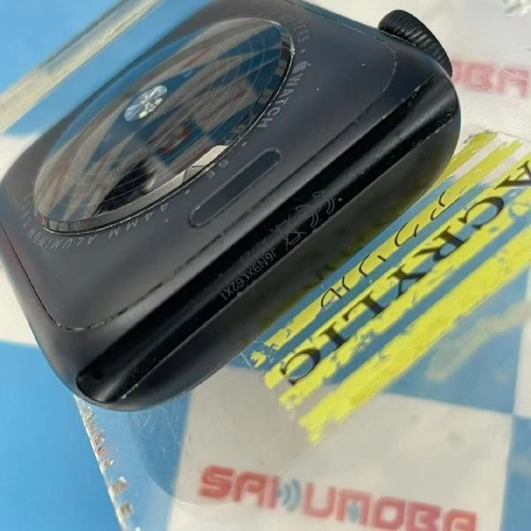 Apple Watch SE 第2世代 GPSモデル 32GB MRE93J/A 44mm