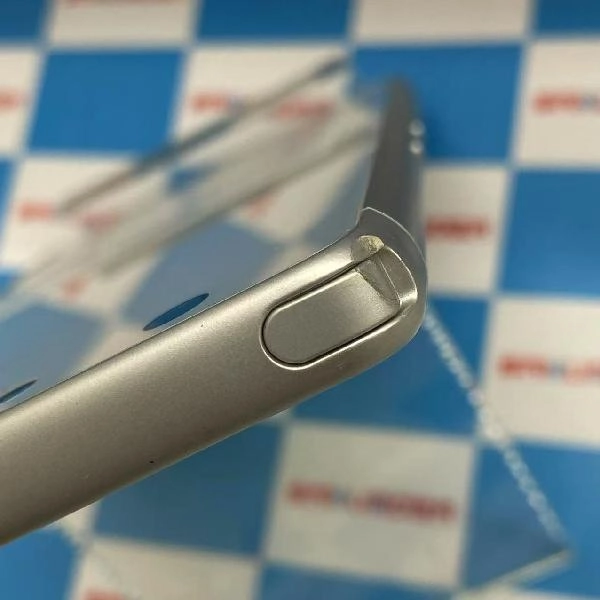 arrows Be F-05J docomo 16GB 訳あり品 ホワイト