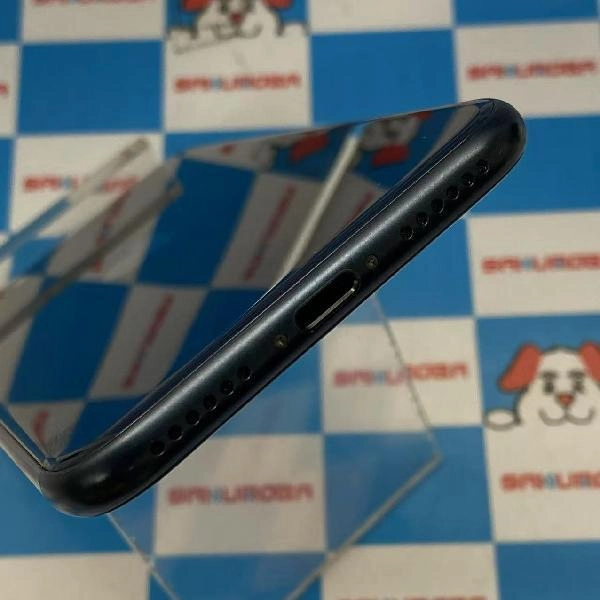 iPhoneSE 第3世代 SoftBank版SIMフリー 64GB MMYC3J/A A2782 美品