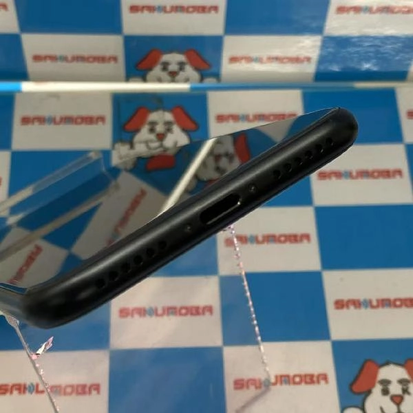 iPhoneSE 第2世代 docomo版SIMフリー 128GB MHGT3J/A A2296 極美品 ブラック