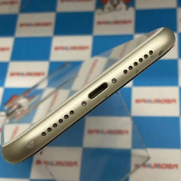 iPhone11 au版SIMフリー 128GB NWM22J/A A2221 ホワイト