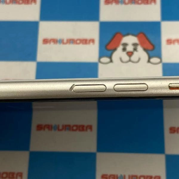 iPhoneSE 第3世代 au版SIMフリー 128GB MMYG3J/A A2782