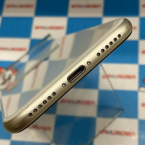 iPhoneSE 第3世代 Apple版SIMフリー 128GB MMYG3J/A 2782