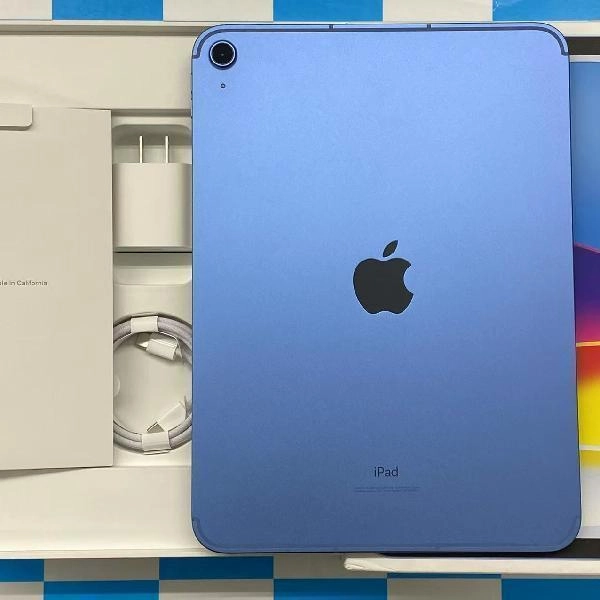 iPad 第10世代 au版SIMフリー 64GB MQ6K3J/A A2757 新品同様 ブルー