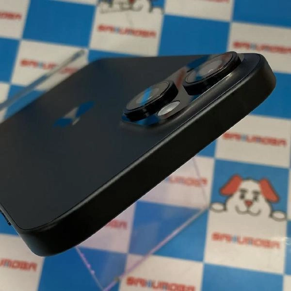 iPhone15 docomo版SIMフリー 128GB MTMH3J/A A3089 新品同様