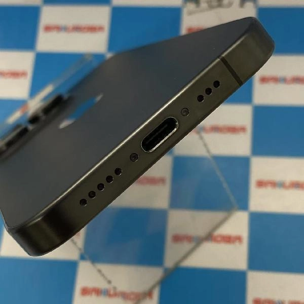 iPhone15 Pro au版SIMフリー 256GB MTUC3J/A A3101 美品 No 商品カラー