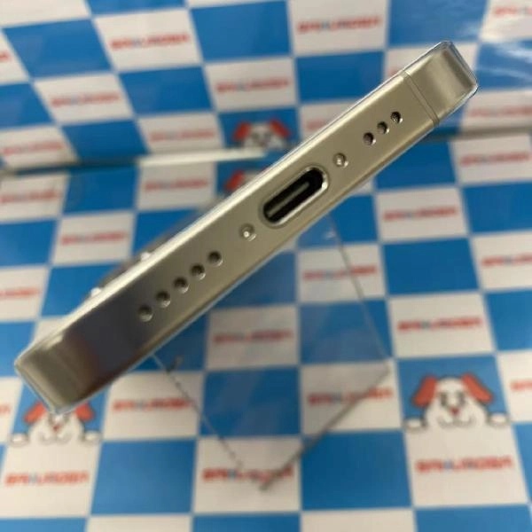 iPhone16 Pro Apple版SIMフリー 128GB MYMW3J/A A3292 新品同様 No 商品カラー