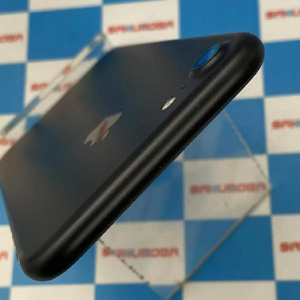 iPhone7 docomo版SIMフリー 256GB MNCQ2J/A A1779 極美品 ブラック