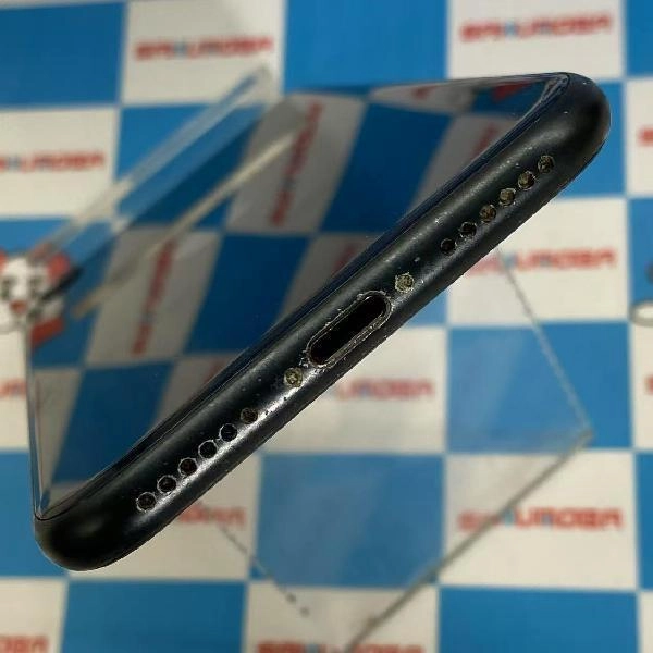 iPhoneSE 第3世代 SoftBank版SIMフリー 64GB MMYC3J/A A2782 ジャンク品