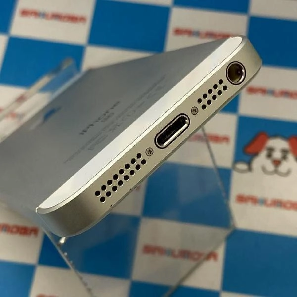 iPhoneSE au版SIMフリー 64GB NLM72J/A A1723 ジャンク品