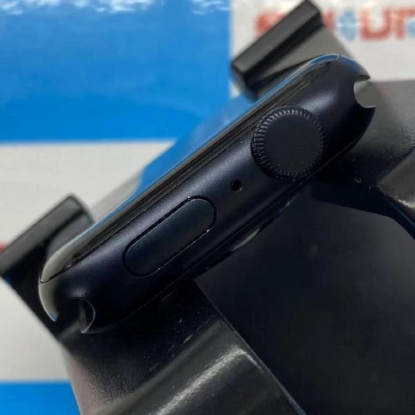 Apple Watch SE 第2世代 GPSモデル 32GB MREA3J/A