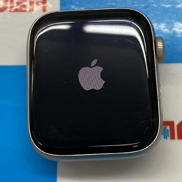 Apple Watch SE 第2世代 GPSモデル 32GB MRE43J/A