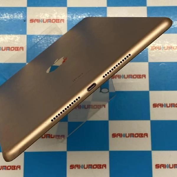 iPad 第8世代 Wi-Fiモデル 32GB MYLC2J/A A2270 ゴールド