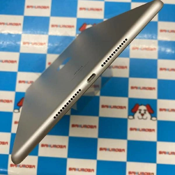 iPad 第9世代 docomo版SIMフリー 256GB MK4H3J/A A2604