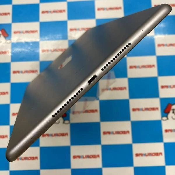 iPad 第6世代 docomo 32GB NR6N2J/A A1954