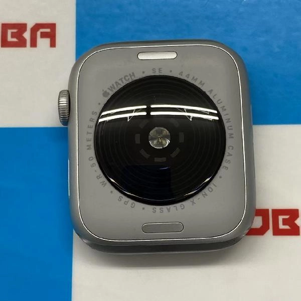 Apple Watch SE 第2世代 GPSモデル 32GB MRW03J/A