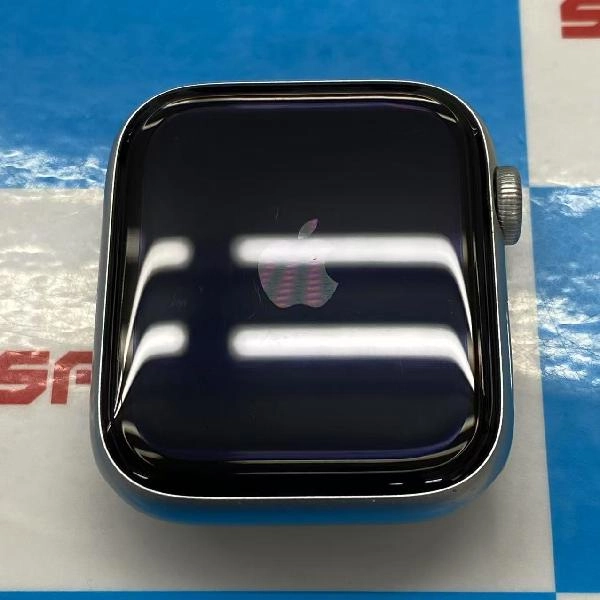 Apple Watch SE 第2世代 GPSモデル 32GB MRW03J/A