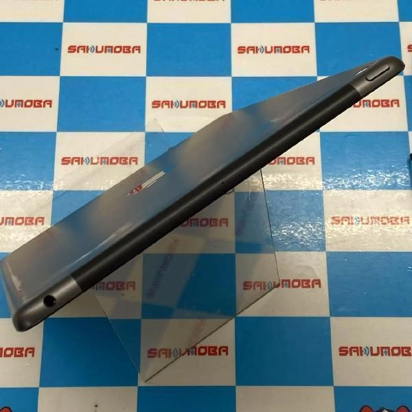 iPad 第8世代 au版SIMフリー 32GB MYMH2J/A A2429 ジャンク品 スペースグレイ