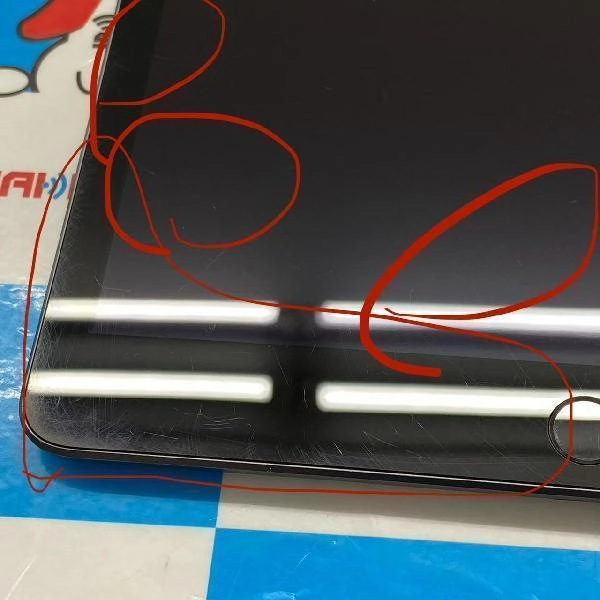 iPad 第8世代 au版SIMフリー 32GB MYMH2J/A A2429 ジャンク品