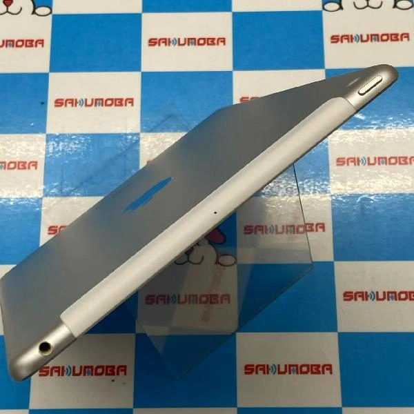 iPad 第5世代 au版SIMフリー 32GB MP1L2J/A A1823 ジャンク品