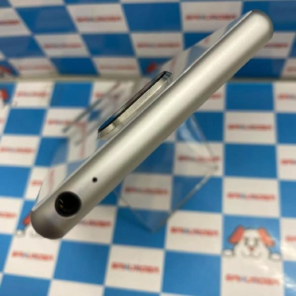 Xperia 8 SOV42 au 64GB 極美品 ホワイト