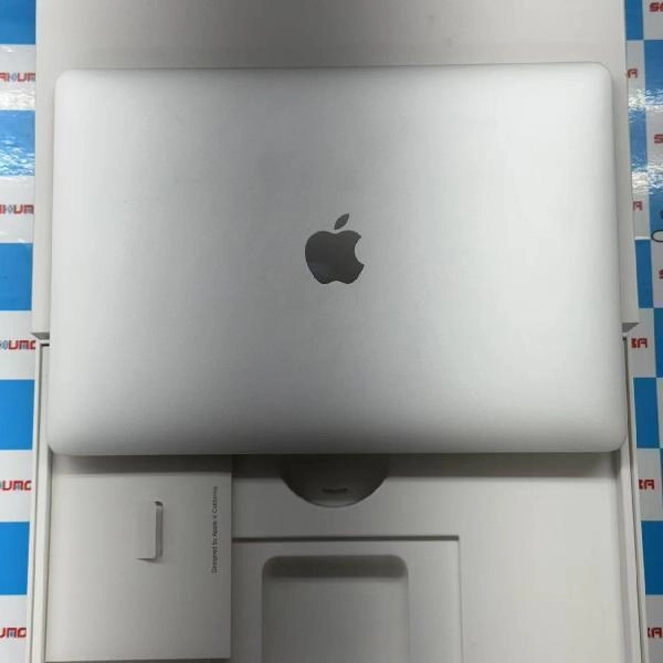MacBook Pro 13インチ 2018 Core i5 2.3 GHz 8GB 256GB FR9U2J/A A1989 美品 シルバー