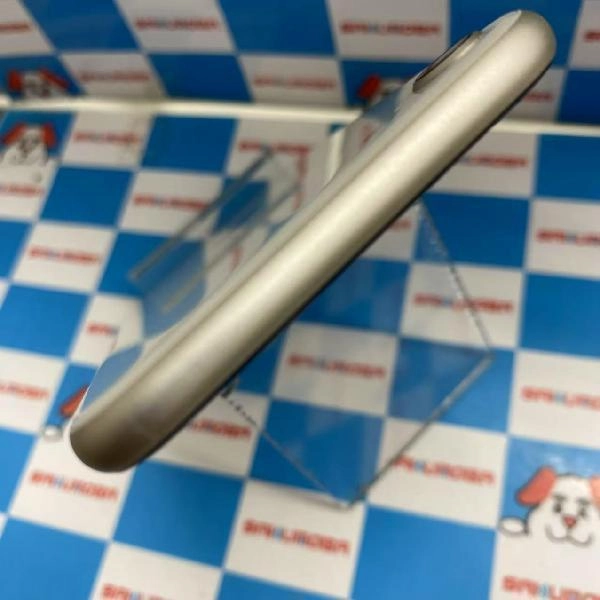 iPhoneSE 第3世代 SoftBank版SIMフリー 128GB MMYG3J/A A2782