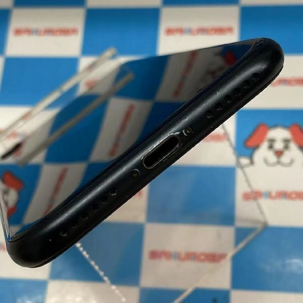 iPhoneSE 第3世代 Apple版SIMフリー 128GB MMYF3J/A A2782