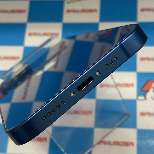 iPhone13 docomo版SIMフリー 128GB MLNG3J/A A2631 極美品