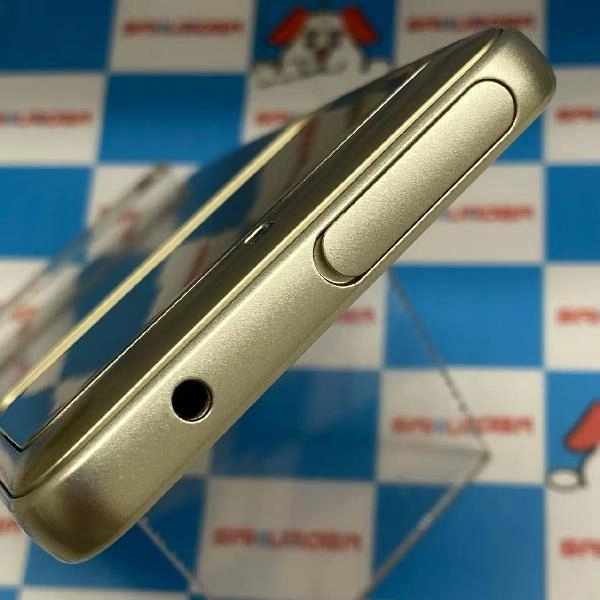 BASIO3 KYV43 au 32GB KYV43