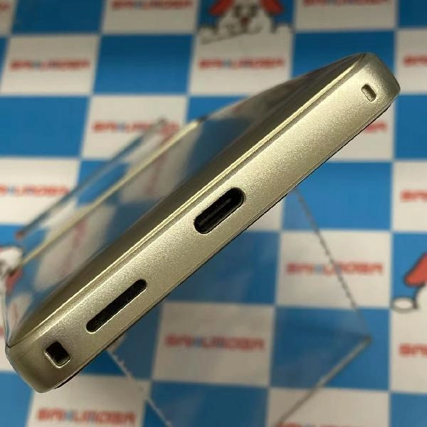 BASIO3 KYV43 au 32GB KYV43