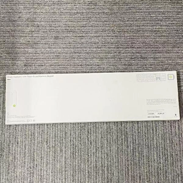 Magic Keyboard テンキー付き(JIS) MXK83J/A  MXK83J/A 未開封品 シルバー