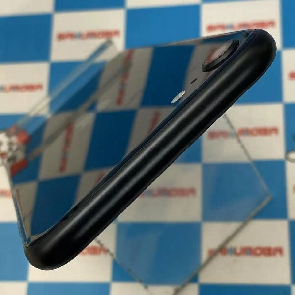 iPhoneSE 第3世代 docomo版SIMフリー 128GB MMYF3J/A A2782 極美品