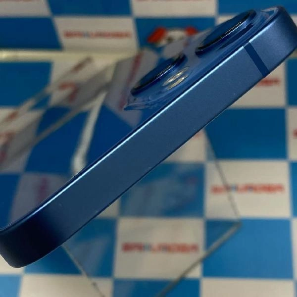 iPhone13 docomo版SIMフリー 128GB MLNG3J/A A2631