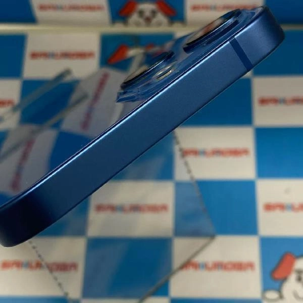 iPhone13 docomo版SIMフリー 128GB MLNG3J/A A2631 極美品