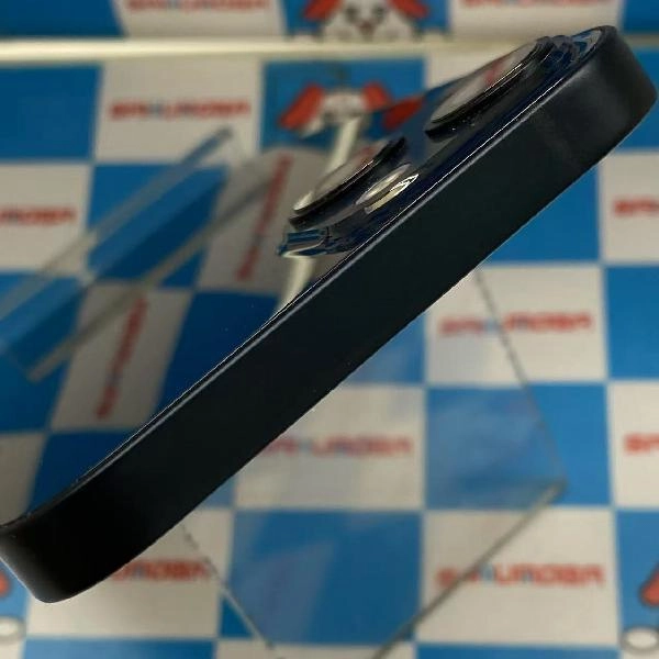 iPhone13 docomo版SIMフリー 128GB MLNC3J/A A2631 美品