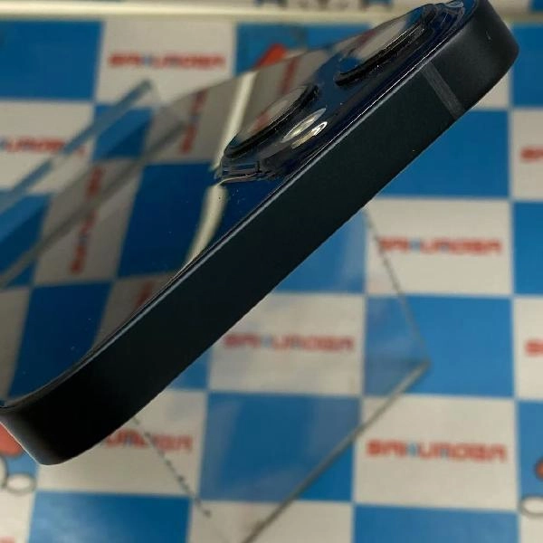 iPhone13 Apple版SIMフリー 128GB MLNC3J/A A2631 美品