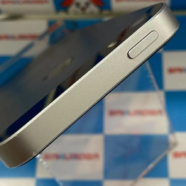 iPhoneSE SoftBank版SIMフリー 128GB MP862J/A A1723