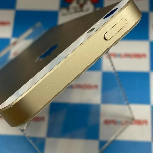 iPhoneSE au版SIMフリー 32GB MP842J/A A1723 ジャンク品