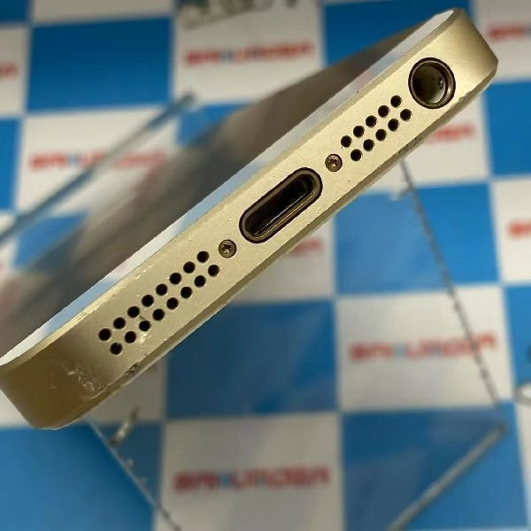 iPhoneSE au版SIMフリー 32GB MP842J/A A1723 ジャンク品