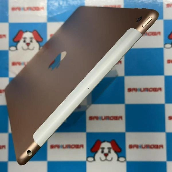 iPad 第6世代 au版SIMフリー 32GB MRM02J/A A1954